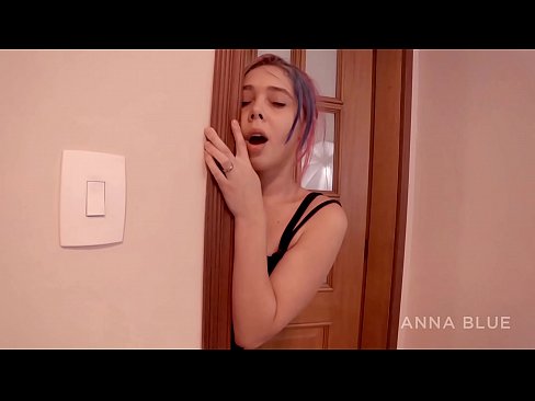 ❤️ Мен ағама қайта оралдым. Мен оның құрбысымен жыныстық қатынасқа түстім. лесбияндық қайтарым. Қатты порно бойынша бізде ❌❤